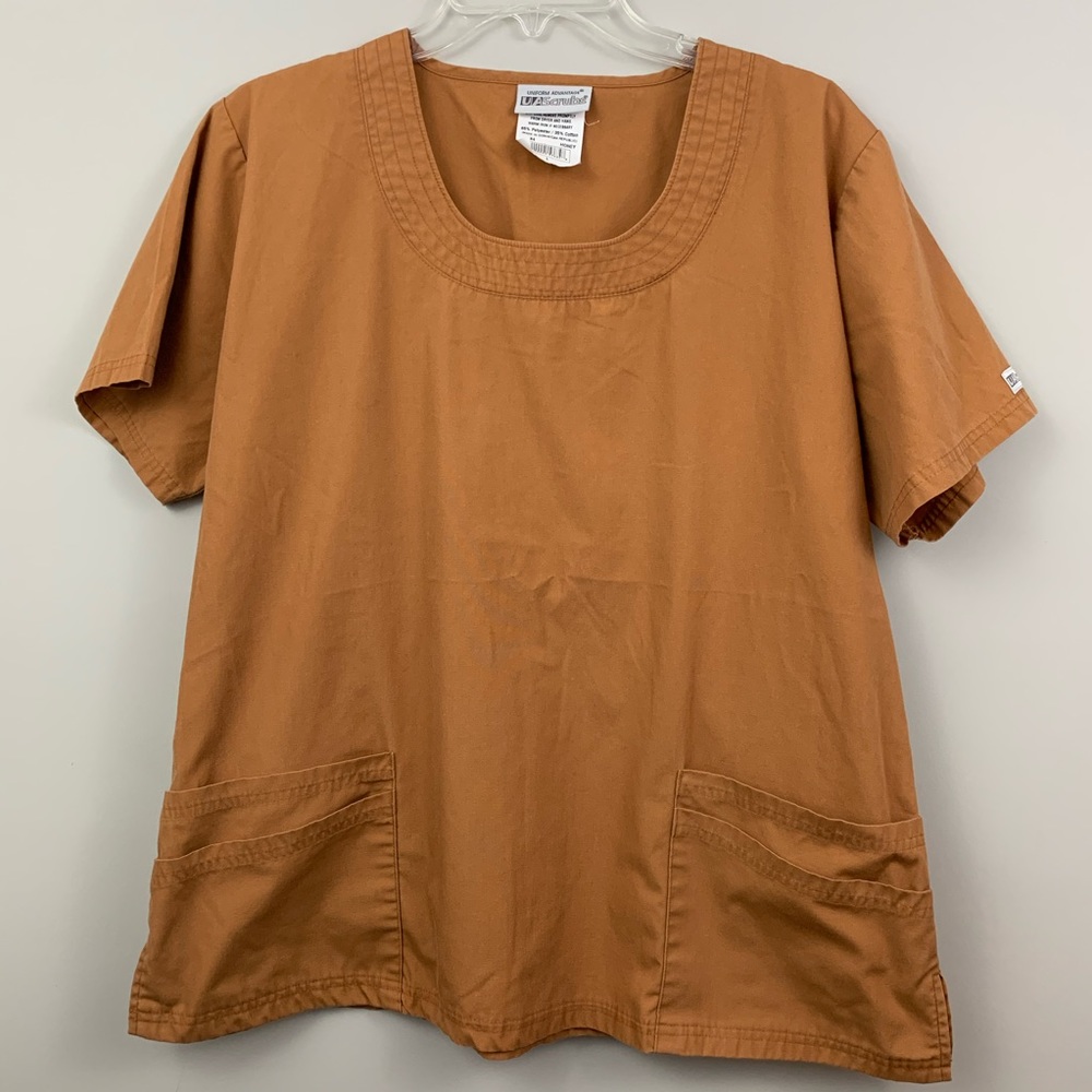 Uniform Advantage scrub top- honey